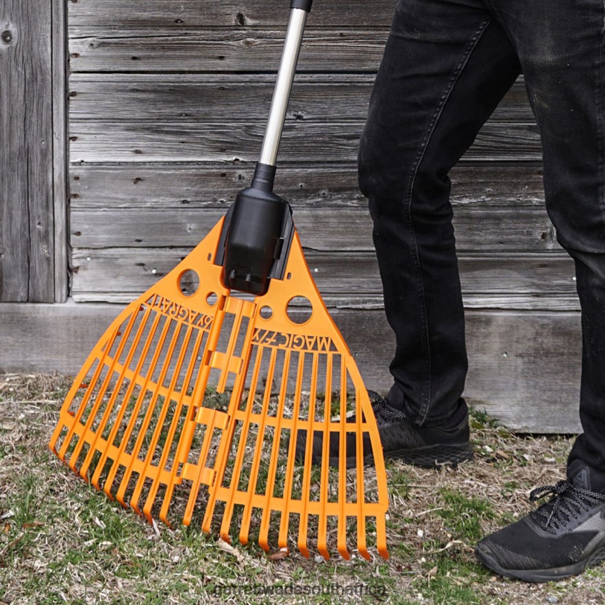 Garden Garrett Wade Italian Leaf Grabber Rake LP88ZX206 - Garrett Wade Knives