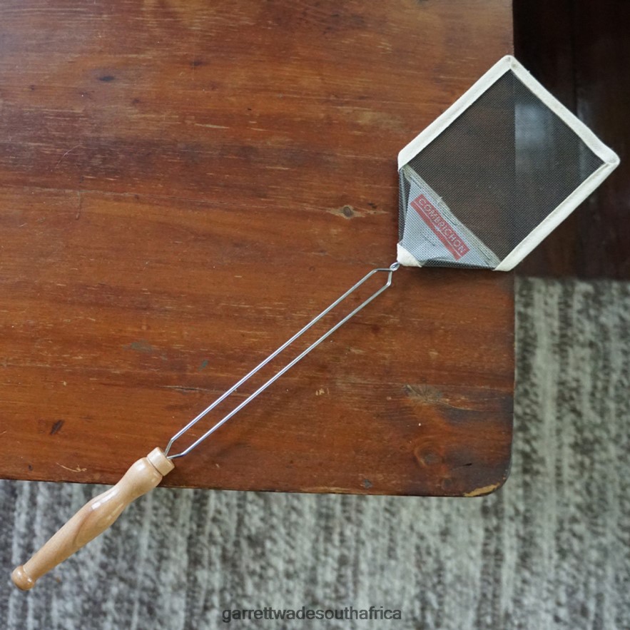 Garden Garrett Wade Really Old-Fashioned Fly Swatter -Single LP88ZX193 - Garrett Wade Garden Tools