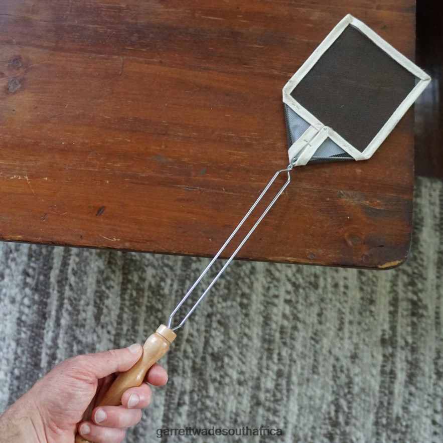 Garden Garrett Wade Really Old-Fashioned Fly Swatter -Single LP88ZX193 - Garrett Wade Garden Tools