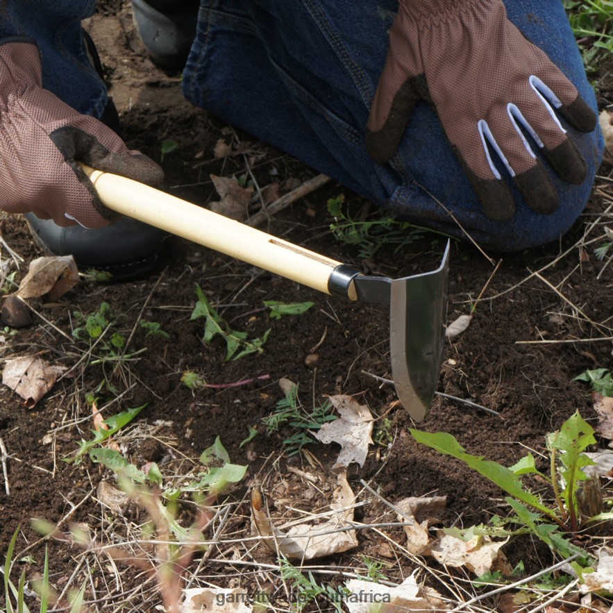 Garden Garrett Wade Japanese Made Triangular Hoe LP88ZX107 - Garrett Wade Knives