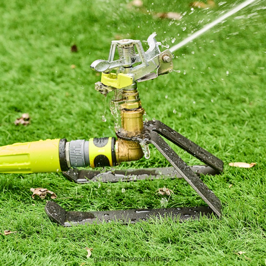 Garden Garrett Wade Italian-Made Wide-Area Sprinkler with Metal Sled LP88ZX227 - Garrett Wade Knives