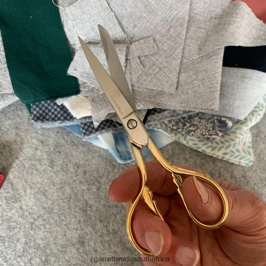 Home & Kitchen Garrett Wade 6\'\' Gilded Sewing Scissors with French Leather Case LP88ZX1053 - Garrett Wade Chisels