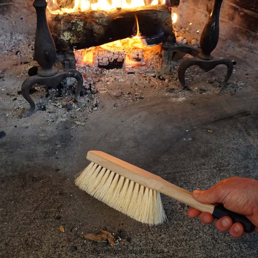 Workshop Garrett Wade Fireplace Ash Scoop with Hand Broom LP88ZX503 - Garrett Wade Knives