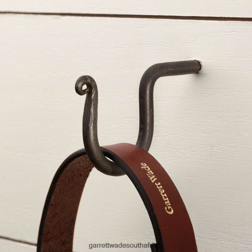 Workshop Garrett Wade Forged Iron Screw-In U-Hook LP88ZX510 - Garrett Wade Chisels