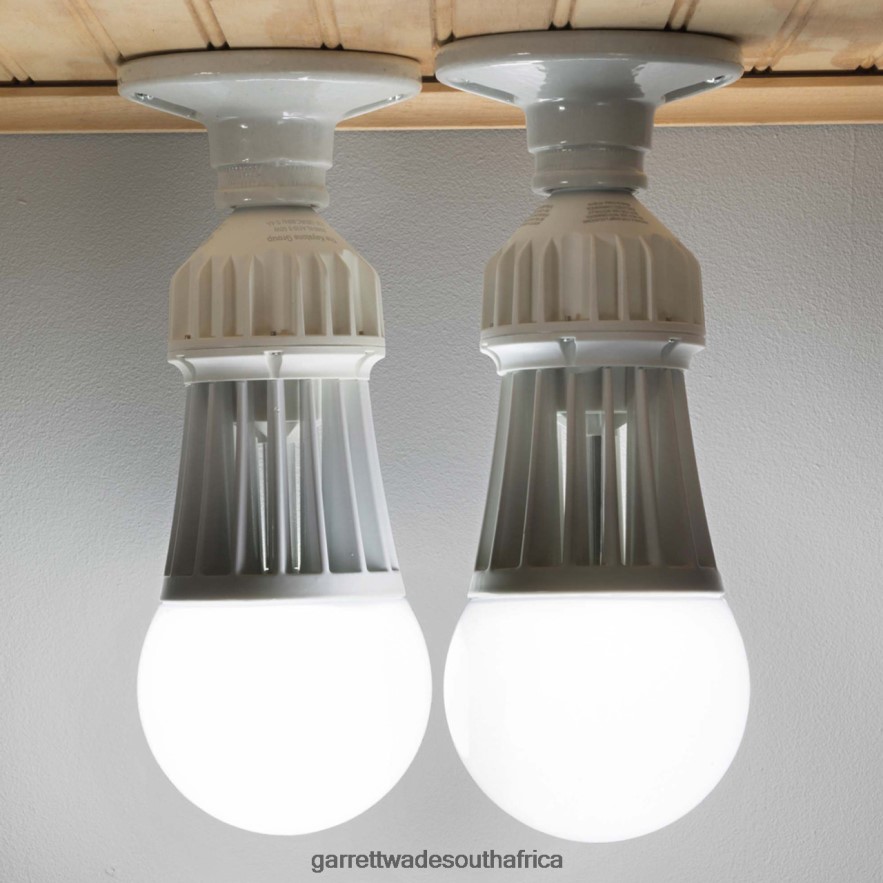 Workshop Garrett Wade Heavy-Duty Shop Lights for Indoor & Outdoor Use LP88ZX536 - Garrett Wade Knives