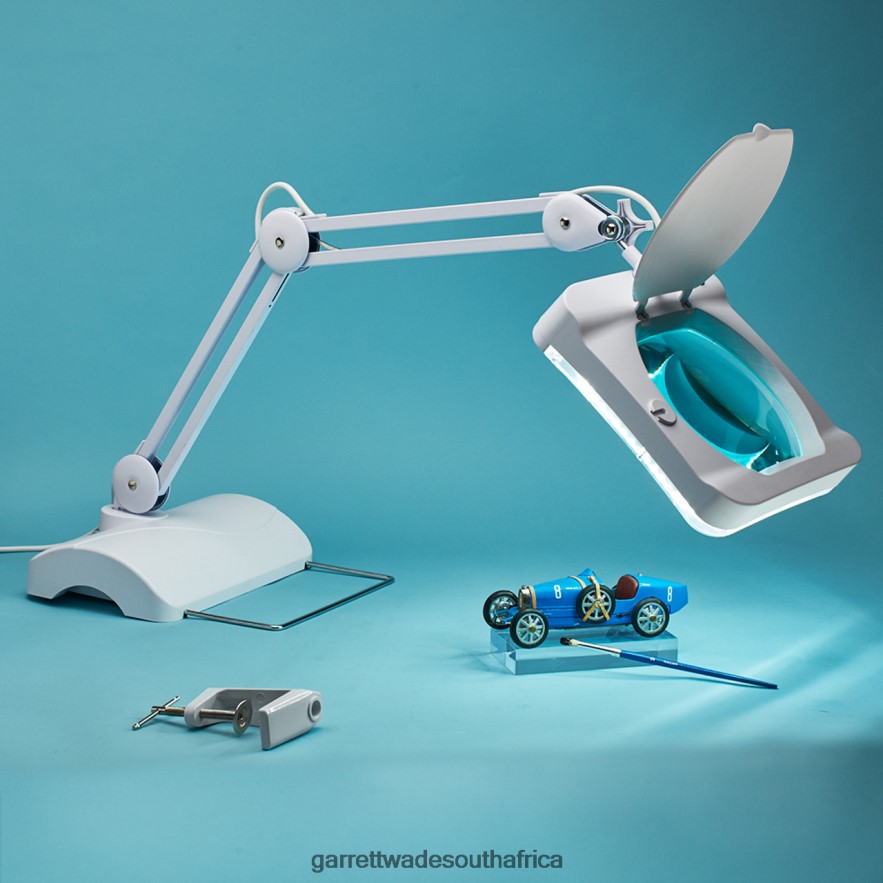 Workshop Garrett Wade Pro Quality Magnifying Desk Lamp LP88ZX533 - Garrett Wade Knives